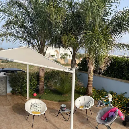 Tre Palme- Privata Torre Pali